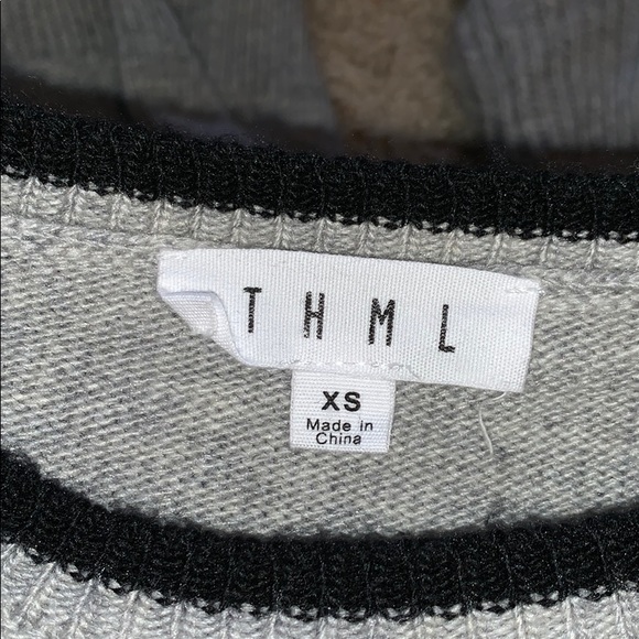 sweater - Picture 2 of 2